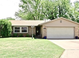 122 Peggy Dr, Elk City, OK 73644