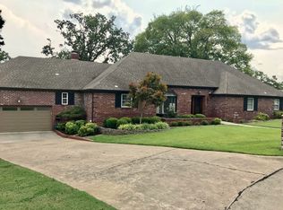 1827 SE Hampden Rd, Bartlesville, OK 74006