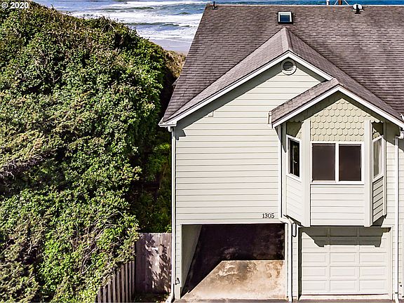 2nd image of 1305 NW Harbor Ave