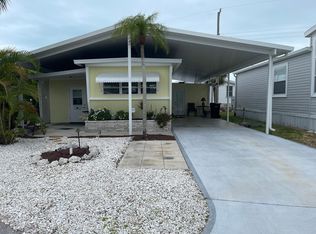 866 S Green Cir, Venice, FL 34285