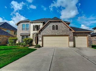 9302 Wheatfield Ln, Rosenberg, TX 77469