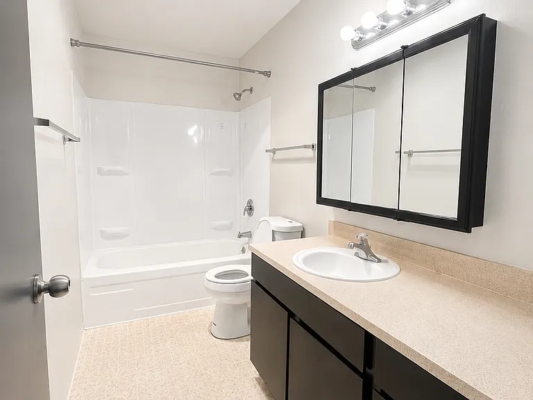 Eastside Apartments LLC — Photo 15
