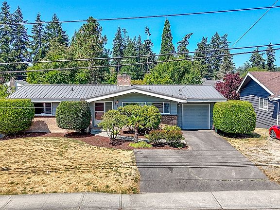 2nd image of 105 156th Avenue NE