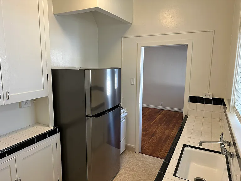 1509 Fair Oaks Ave #M — Photo 7