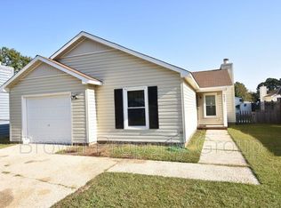 6868 Winchester St, Fayetteville, NC 28314