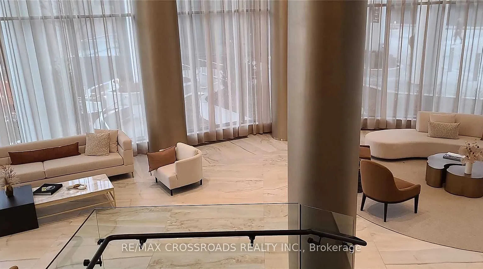 2 bed, $2,550 — Photo 3