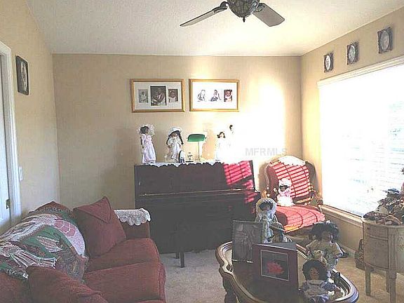 2nd image of 1331 Lindzlu St