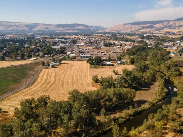 61993 Quail Rd, La Grande, OR 97850