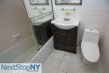 Rented by NextStopNY