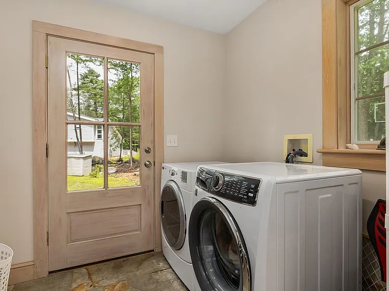 71 W Atlantic Ave — Photo 19