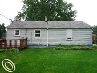 3rd image of 5656 Culver St