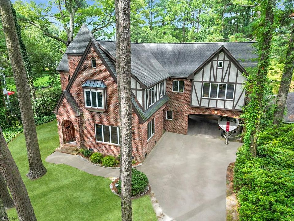 1st image of 423 Hariton Ct
