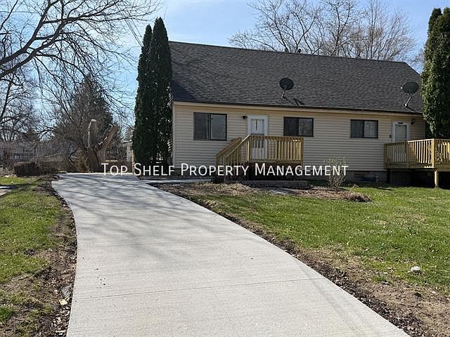 1st image of 1627 E Glenwood Dr