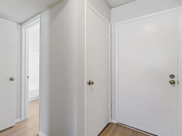 4200 Harbor Blvd — Photo 34