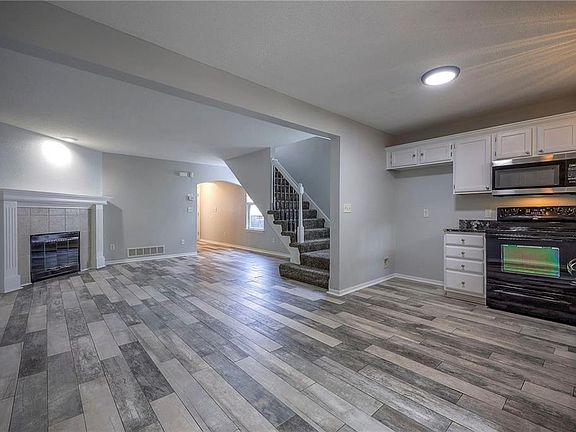 4th image of 5826 NW Plantation Ln