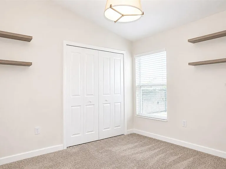 2172 Lake Side Ave — Photo 19