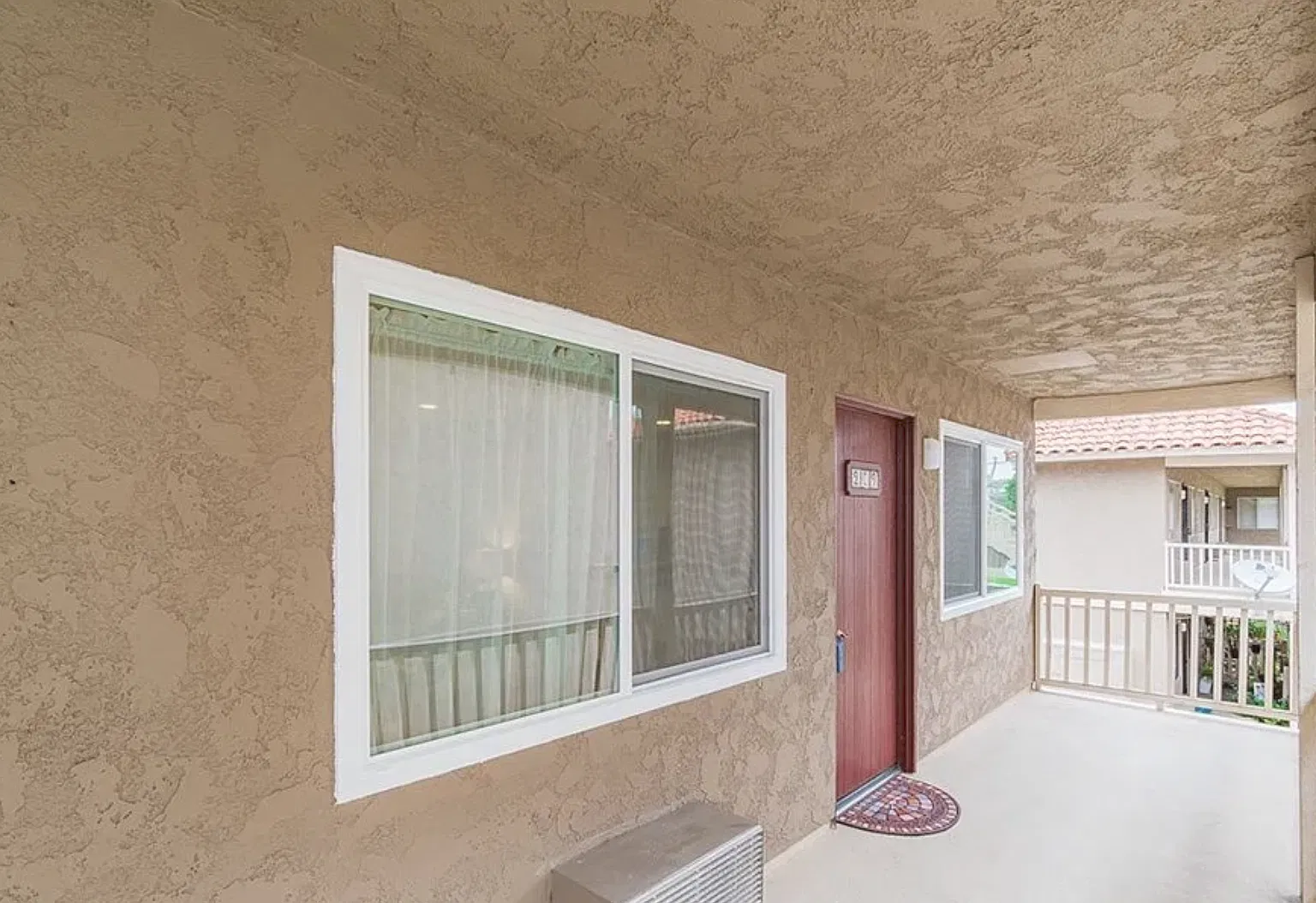 1 bed, 620 sqft, $2,200 — Photo 2