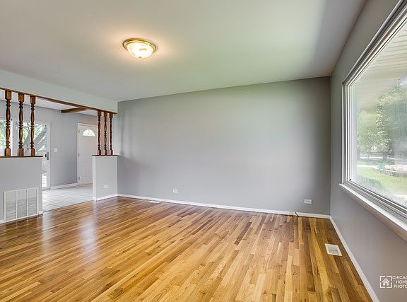 4th image of 739 Cynthia Ln