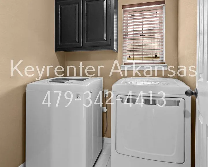 794 N Blazing Star Dr — Photo 25