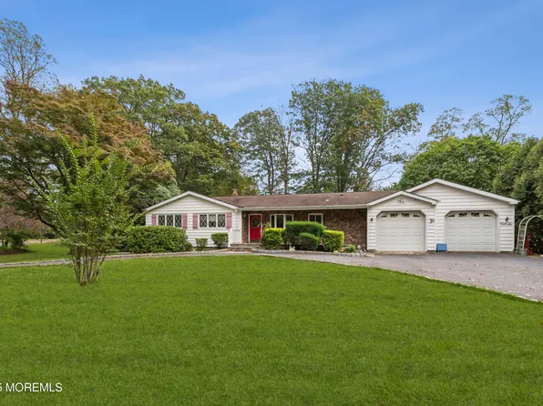 56 Mulberry Lane, Tinton Falls, NJ 07724