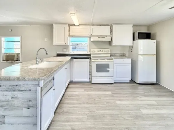 6519 Sandra Dr, Port Richey, FL 34668