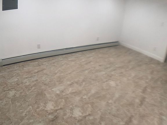 4th image of 11638 168th St #Basement