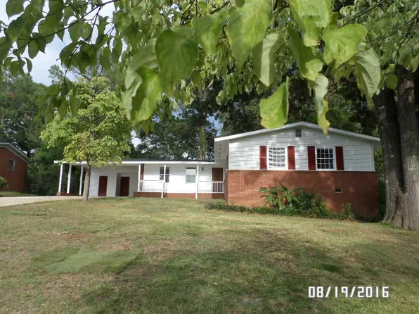 114 Forest Hill Dr, Warner Robins, GA 31088