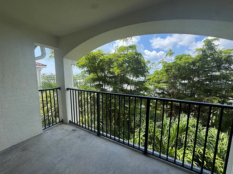 1407 Tuscany Way #Penthouse 1407 — Photo 10