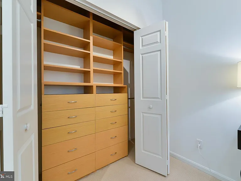 1843 Mintwood Pl NW #102 — Photo 5