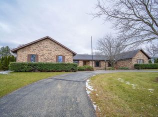 8128 N 51st St, Brown Deer, WI 53223
