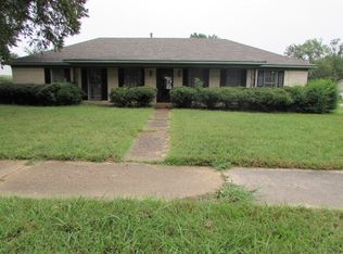 6128 Fox Ridge Dr, Memphis, TN 38115