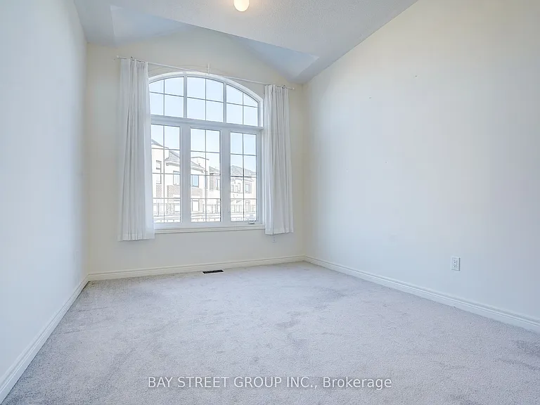 100 Ness Dr — Photo 27