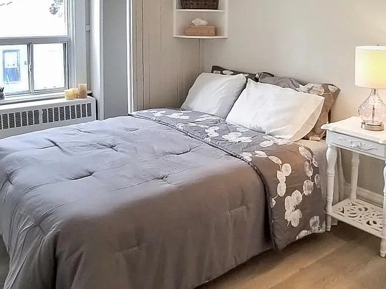 298 Emerald St N #2 — Photo 5