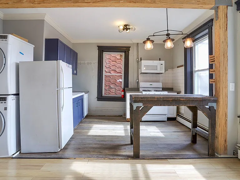 388 Baldwin Ave #2 — Photo 4