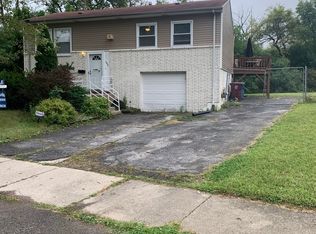 1954 Beacon Blvd, Chicago Heights, IL 60411