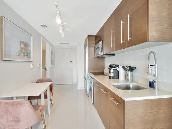 2nd image of 485 Brickell Ave APT 2705
