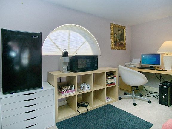 3rd image of 803 Winifred Rd #2