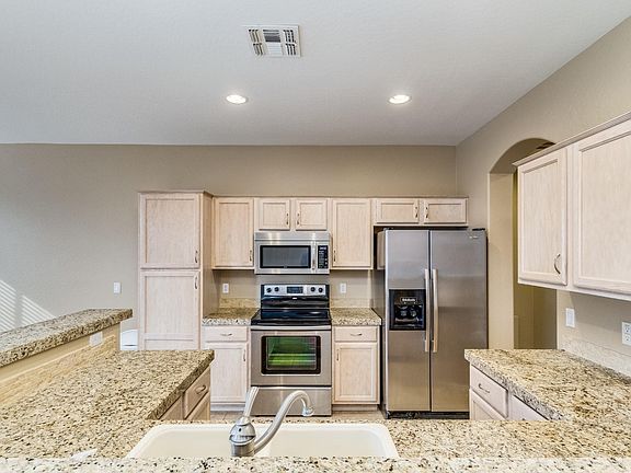 5th image of 12605 W Hollyhock Dr