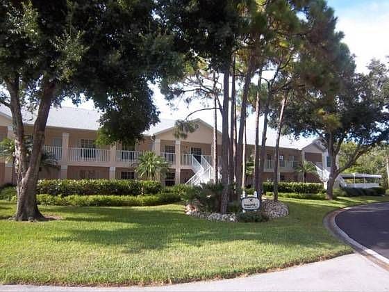 1st image of 781 Wiggins Lake Dr APT 103
