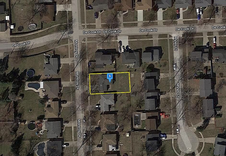 1st image of 41930 Montroy Dr
