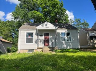 1203 N McCoy St, Independence, MO 64050