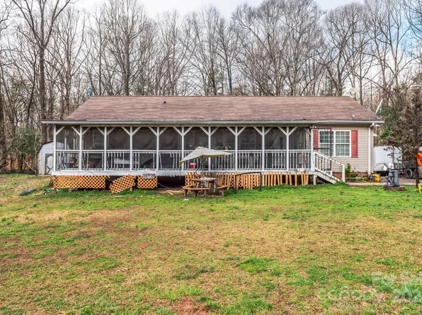 4312 Rockwood Rd, Charlotte, NC 28214