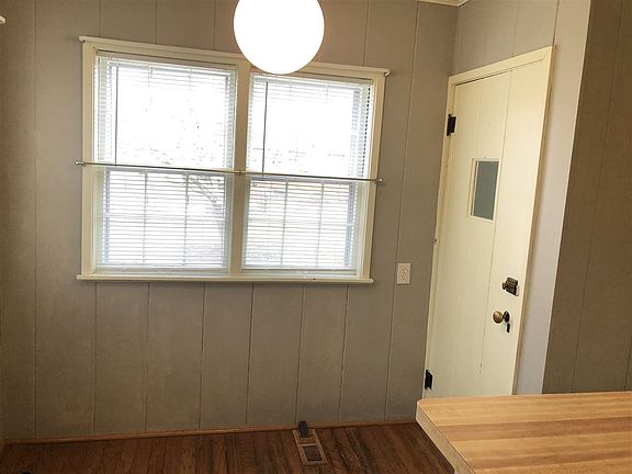 2nd image of 240 Hudson Ave
