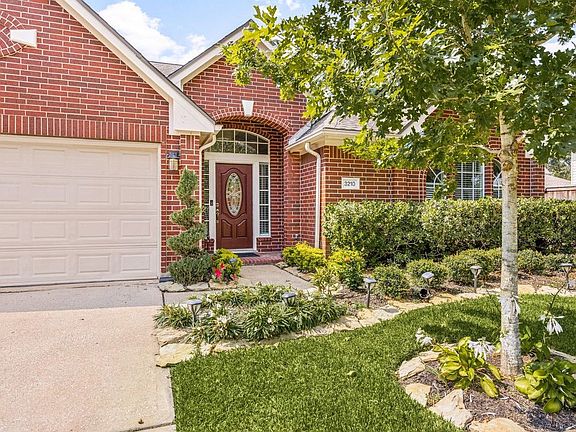 3rd image of 3210 Pedernales Trails Ln