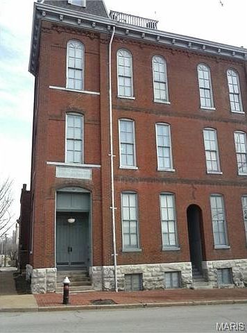 1st image of 1047 Lafayette Ave #D