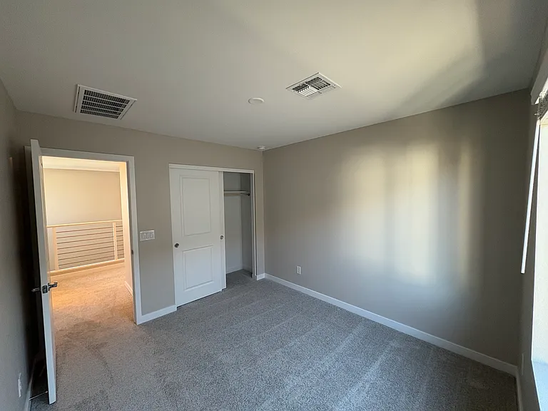 3354 S 180th Ln — Photo 29