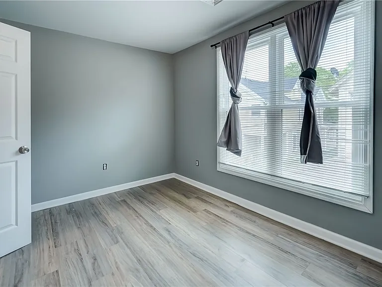 38 Tracy St #UP — Photo 15