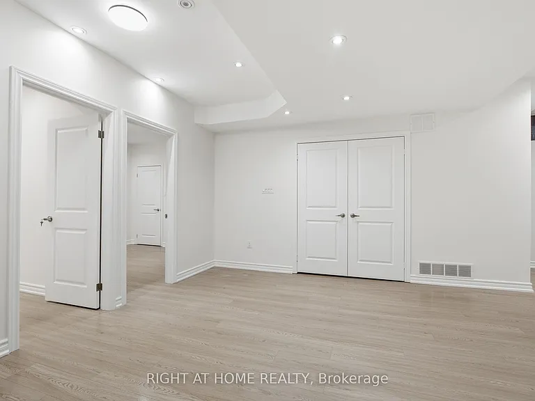 201 Donald Sim Ave #BASEMENT — Photo 7
