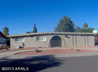 2902 W Paradise Dr, Phoenix, AZ 85029