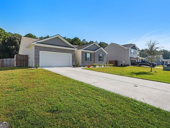 2nd image of 210 Sage Field Dr
